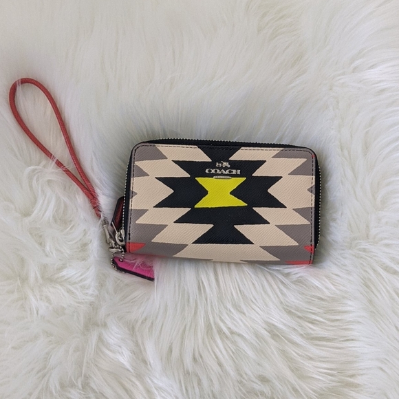 Coach Handbags - Coach Wallet